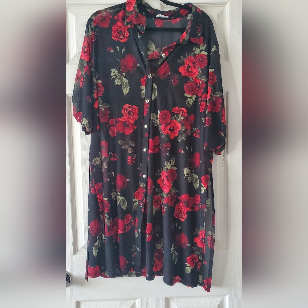 Ivy Rose Long Floral Blouse 🌹